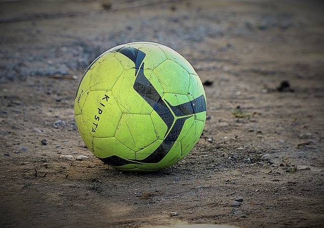 中国队曾与 中国队曾与